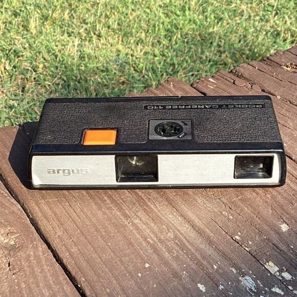 Vintage Argus Pocket Carefree 110 Film Camera Photography Collectible NOT Tested - Picture 1 of 5